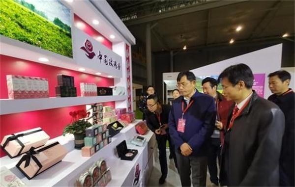 4ccc6a76ab211f529fbe03_看圖王.jpg