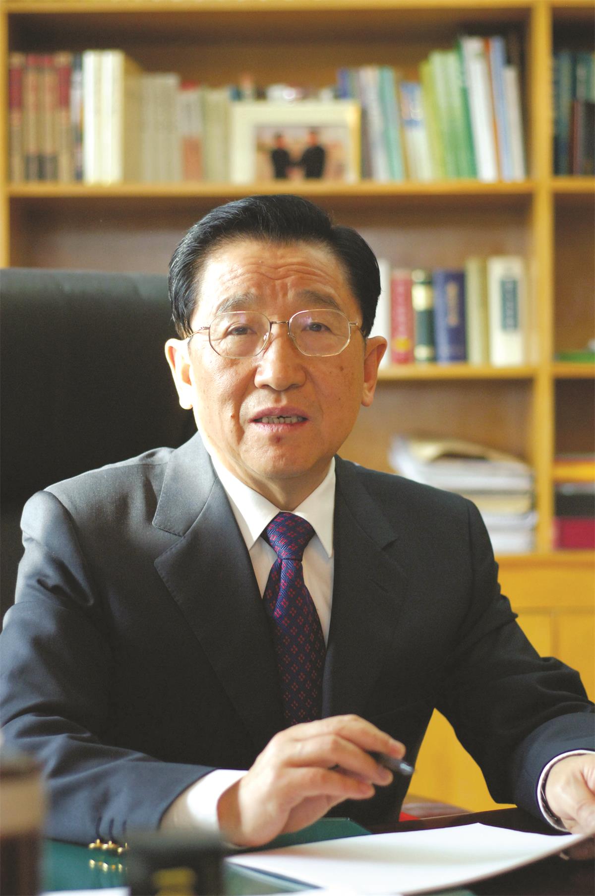 作者系第十二屆全國政協委員、全國政協人口資源環境委員會原主任，原國家林業局局長.jpg